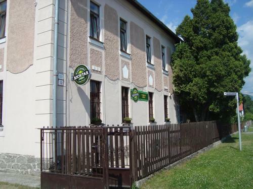Hostal Penzion Adria