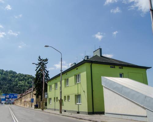 Hostal Penzi�n Fe?i