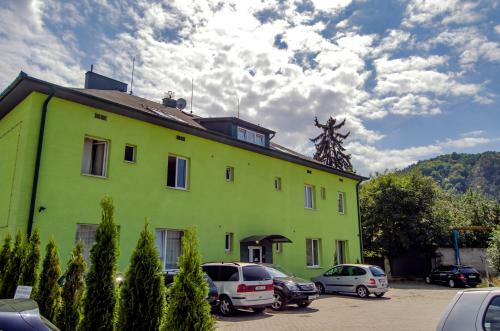 Hostal Penzi�n Fe?i