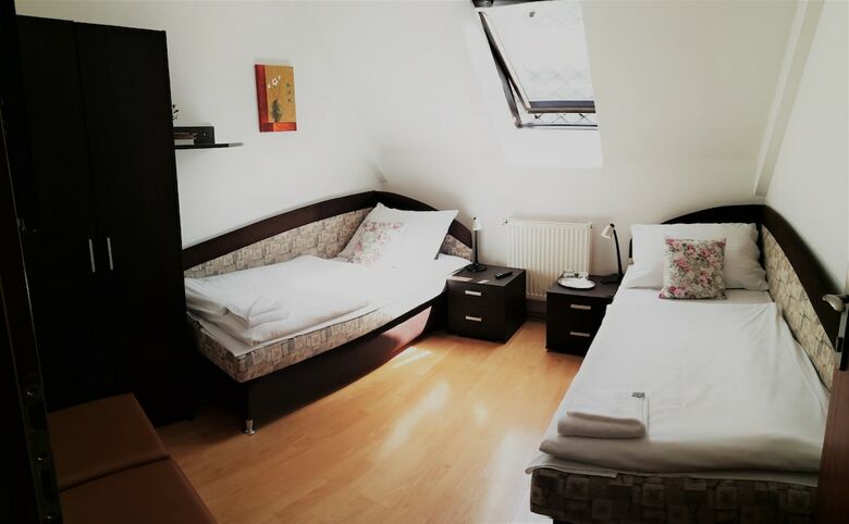 Hostal Penzion Panda