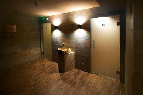 Hotel Lesana