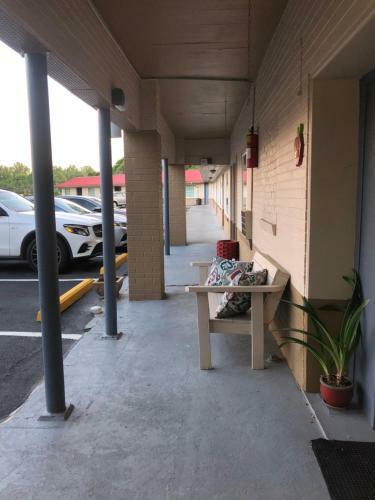 Motel Ellijay Inn