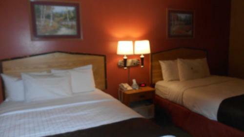 Hotel Americinn Lodge And Suites - Oswego