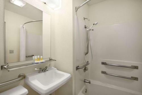Hotel Days Inn Oglesby
