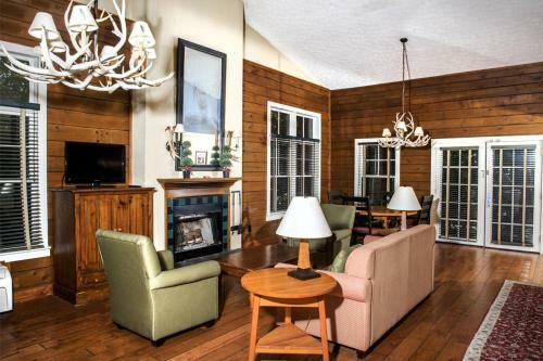 Hotel Brasstown Valley Resort & Spa