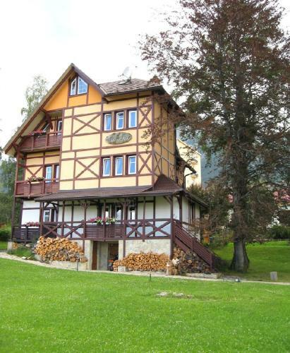 Hostal Penzi�n Villa Mon Ami