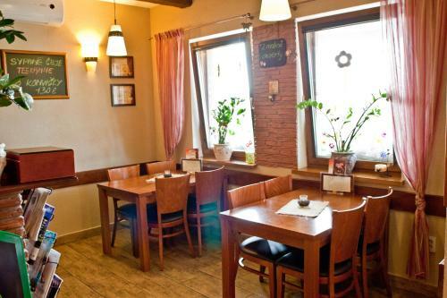Hostal Penzion Kozak B&B