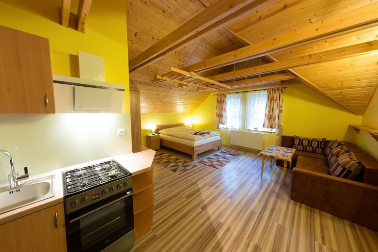 Hostal Penzion Zet