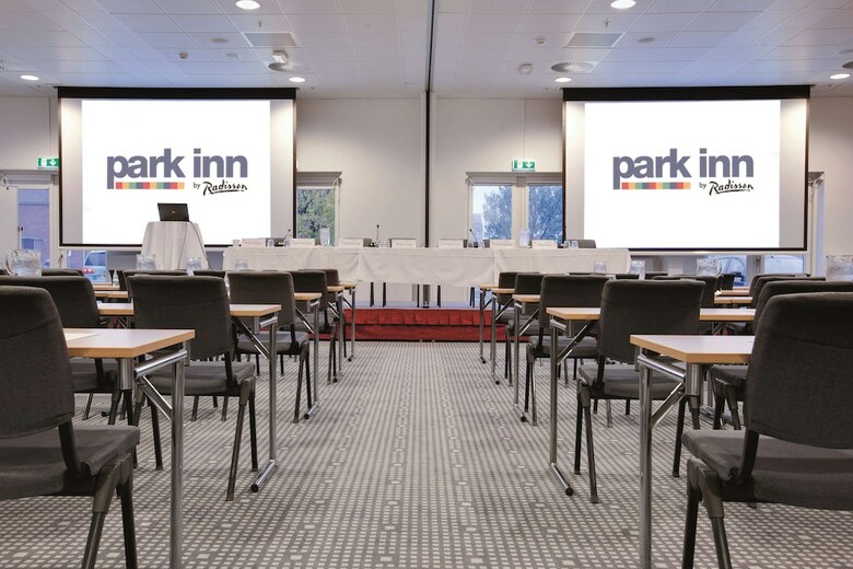 Hotel Park Inn By Radisson Copenhaguen Airport