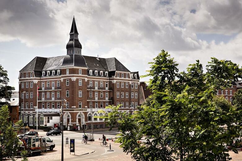 Hotel Clarion Collection Plaza