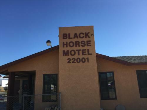 Black Horse Motel