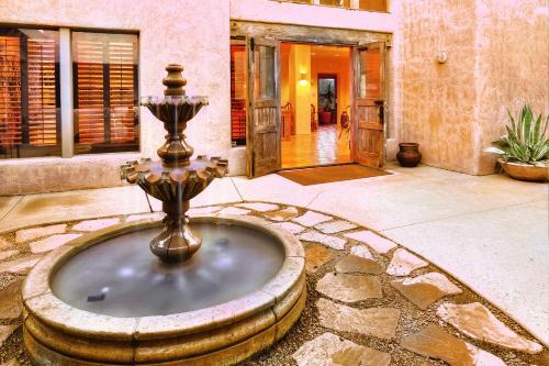 Hotel Rancho Manana Resort