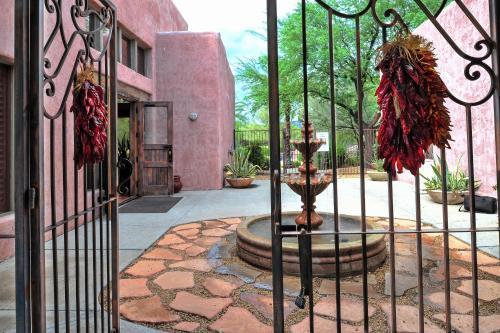 Hotel Rancho Manana Resort