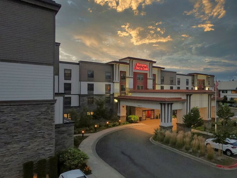 Hotel Hampton Inn & Suites Dupont