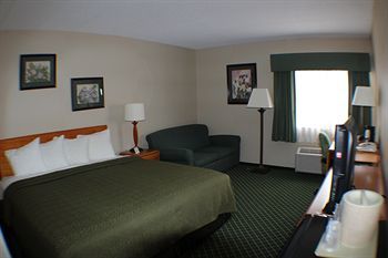 Hotel All Seasons Inn And Suites