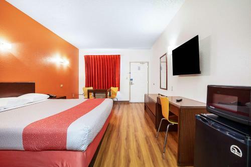 Motel 6 - Covington
