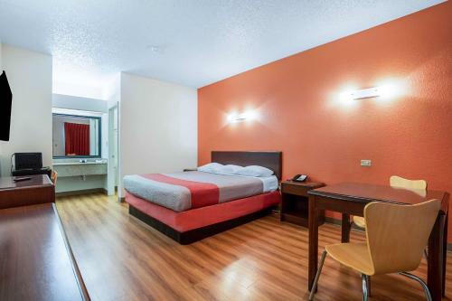 Motel 6 - Covington