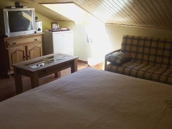 Hostal El Manantial De Gredos
