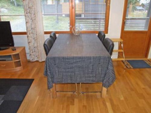 Holiday Home Karhunvartijan Linna B11