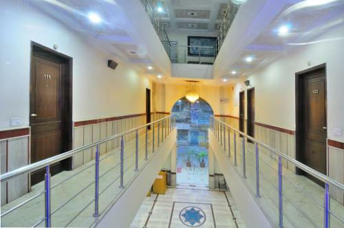 Hotel Maharaja Residency