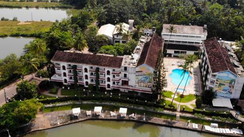Hotel Resort Marinha Dourada