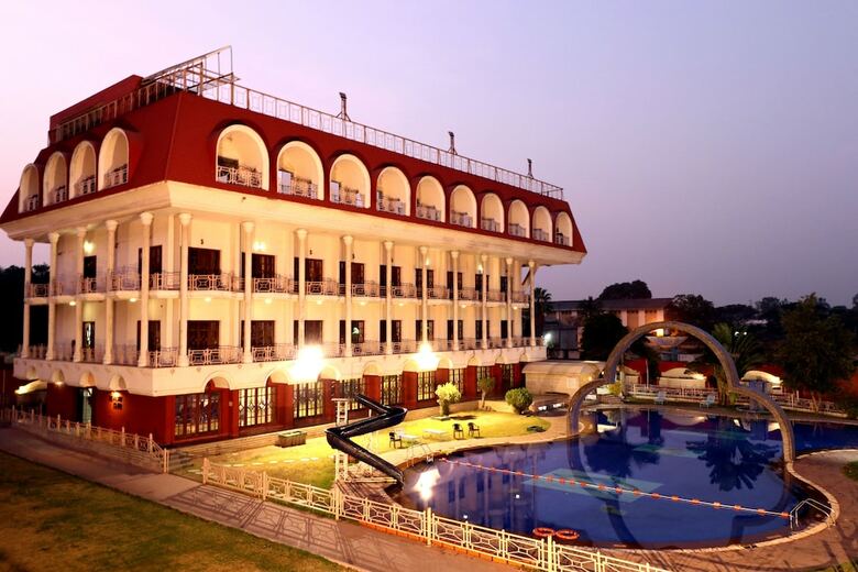 Hotel Aurangabad Gymkhana Club