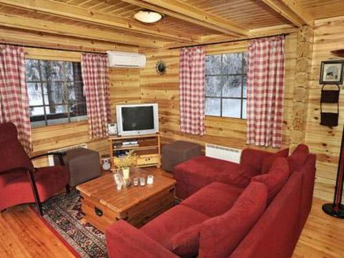 Holiday Home Puolukka