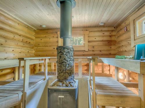 Holiday Home Valkealammi