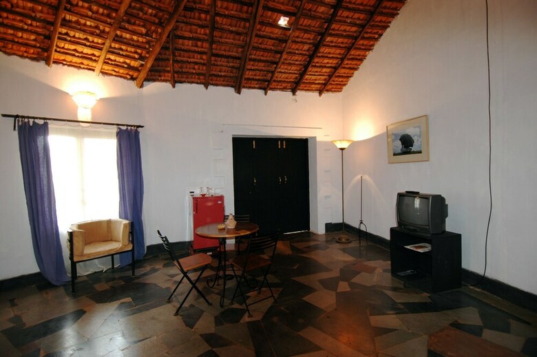 Hotel Laguna Anjuna