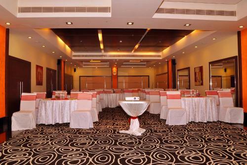 Hotel Sabari Classic