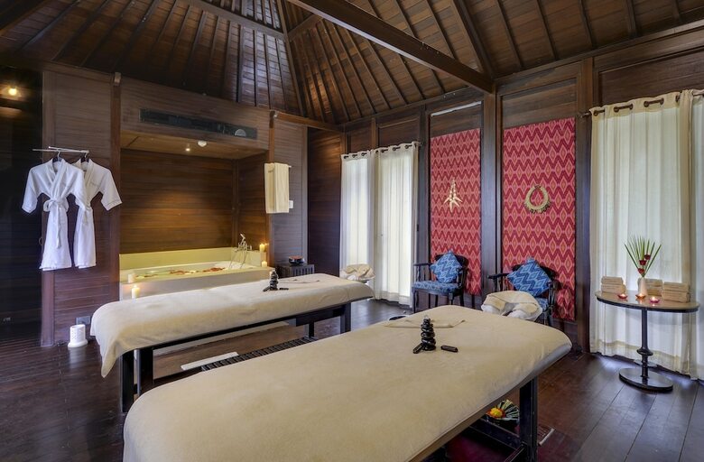 Hotel Grand Mercure Goa Shrem Resort
