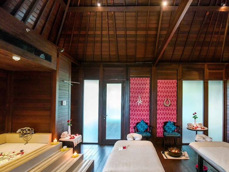 Hotel Grand Mercure Goa Shrem Resort
