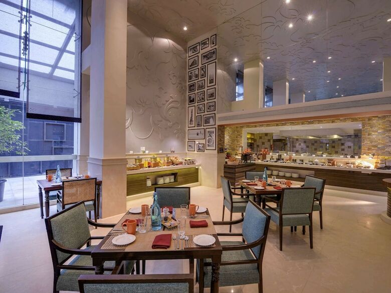 Hotel Grand Mercure Goa Shrem Resort