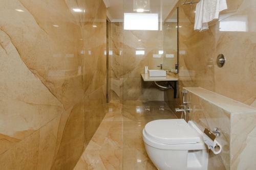 Aguada Anchorage - The Villa Resort