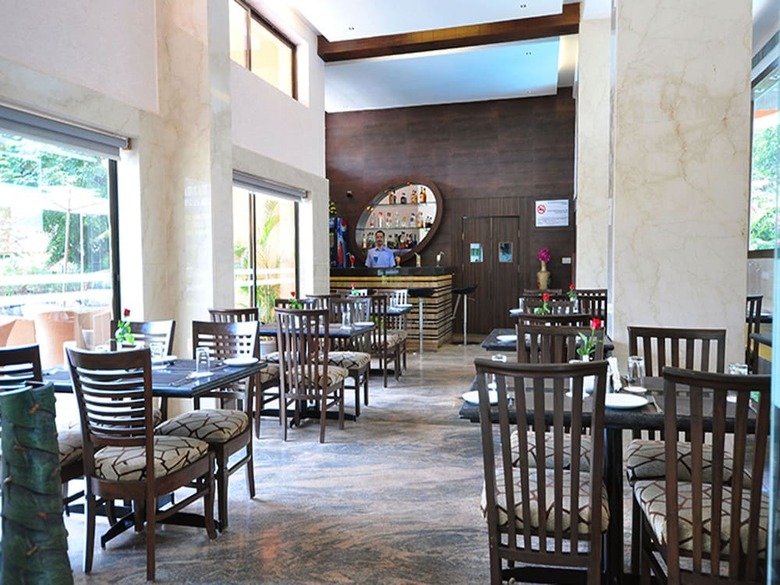 Hotel Le Seasons Beach Resort