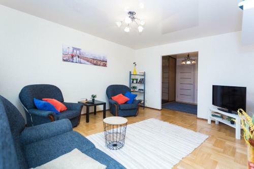 10 Niamiha Apartment