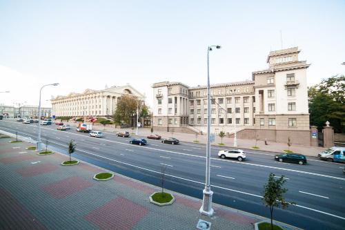 Apartment Nezavisimosti 28