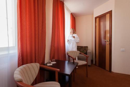 Amaks City Hotel