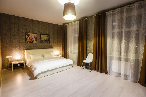 Lazar Hotel