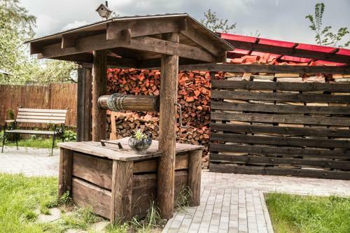 Hostal Usadba Domik V Pushche