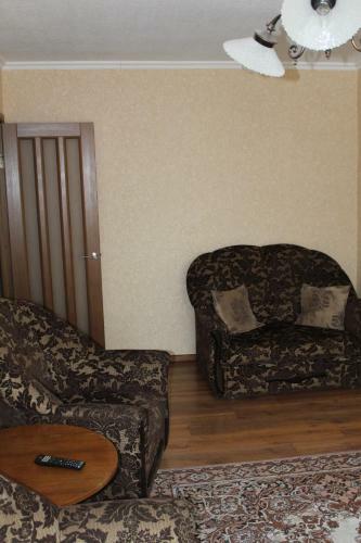 Apartment On Chernyahovskogo 26-2