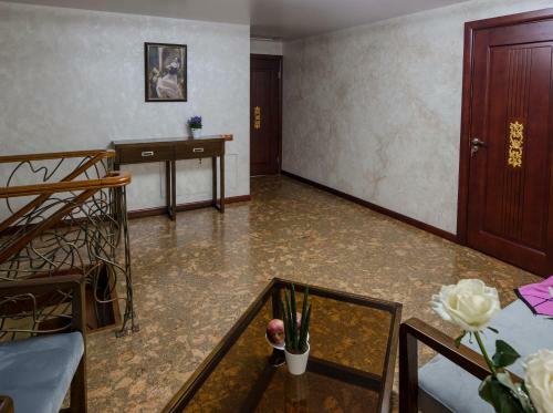 Hostal Guest House "chalet"