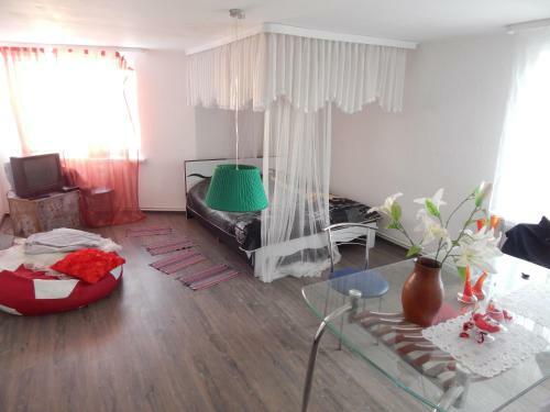 Agroturismo Homestead Yakim + Manya