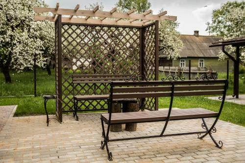 Agroturismo Usadba Domik V Pushche