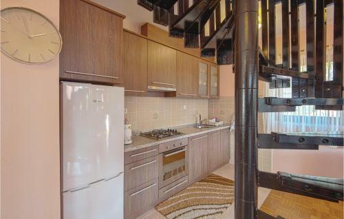 Two-bedroom Holiday Home In Stubicke Toplice