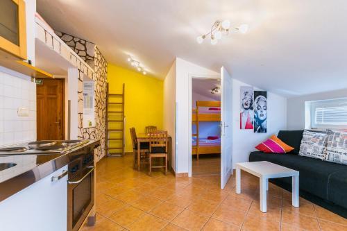 Apartments Goga