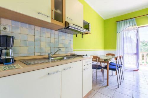 Apartments Vitomir