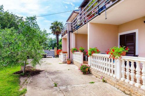 Apartments Vitomir
