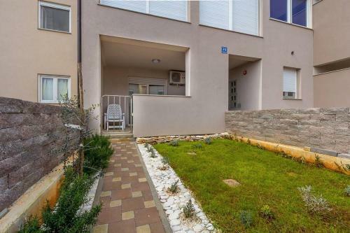 Apartments Saraje
