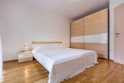 Apartments Saraje